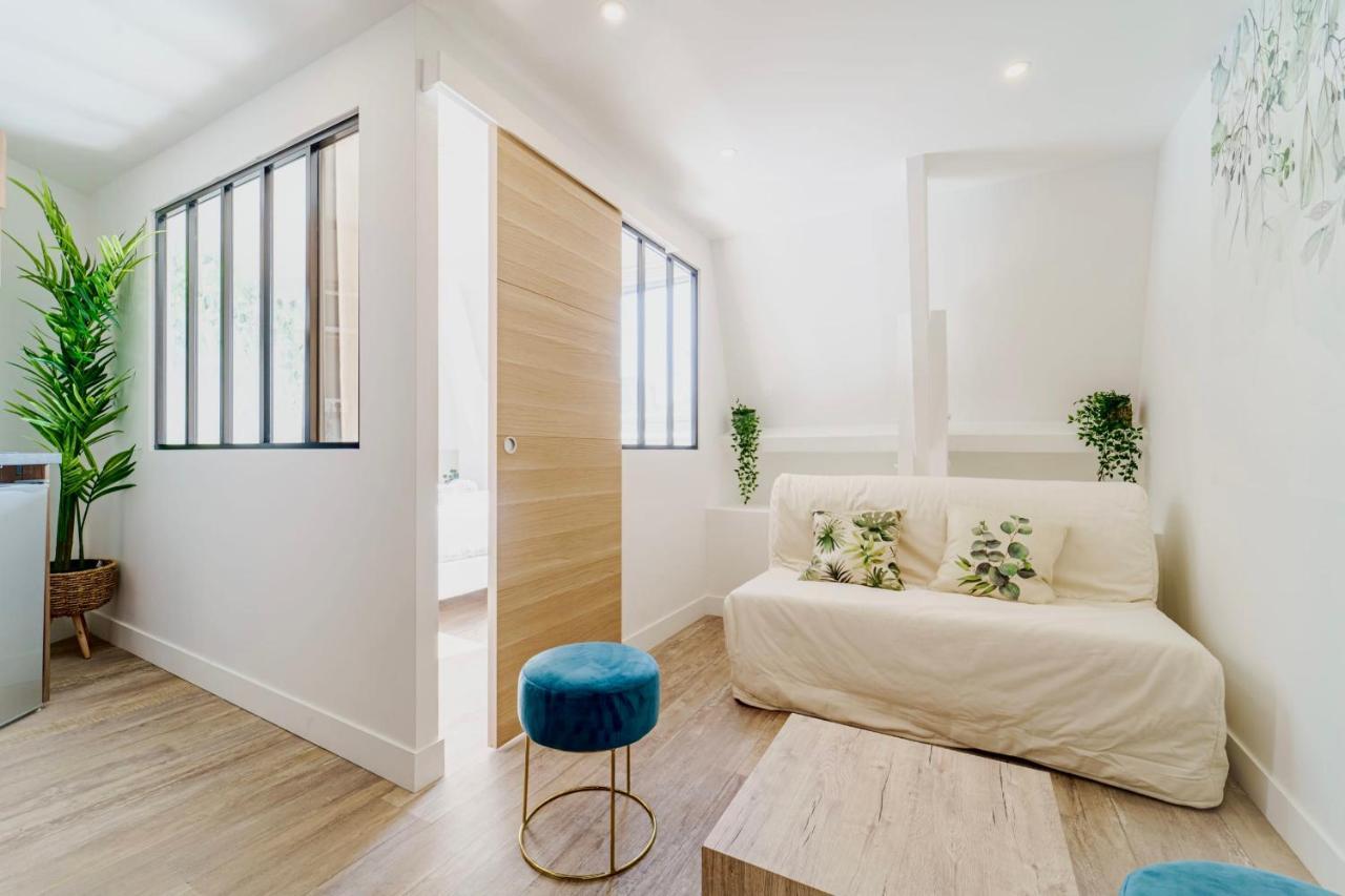 Appartement Parisian Flat With Eiffel Tower View Extérieur photo